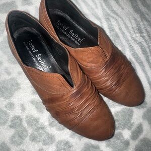 Josef Seibel Cognac Brown Leather Slip-On Loafers